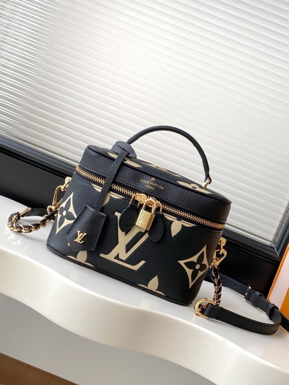 🌈Louis Vuitton Vanity PM Shoulder Crossbody Bag